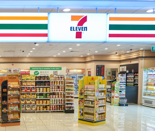 7-Eleven convenience store nearby Zyanya Condo